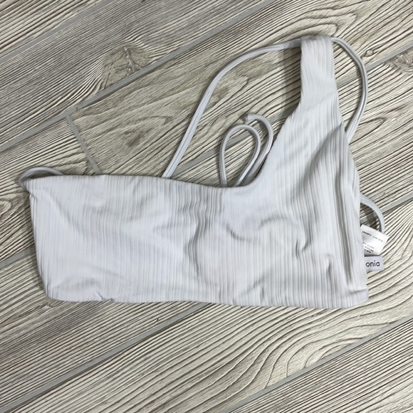 Onia Bikini Demi Top White Ribbed One Shoulder - Picture 2 of 7